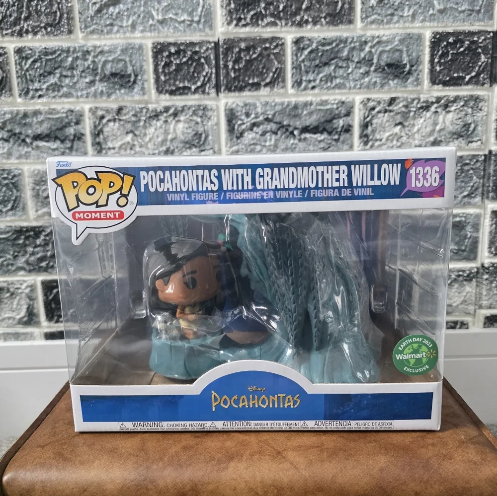 Funko Pop! Moment Disney Pocahontas with Grandmother Willow Figure
